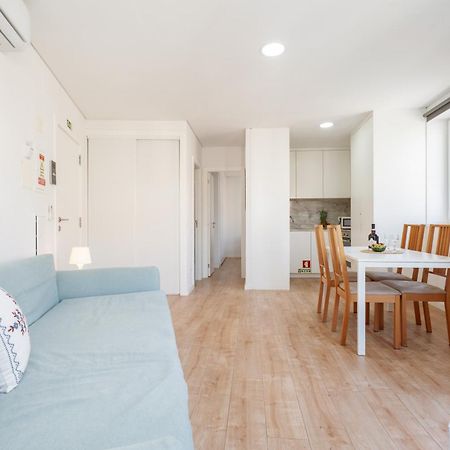 Host Wise - Flat W Free Private Parking - Bright & Cozy Apartment Порто Екстериор снимка