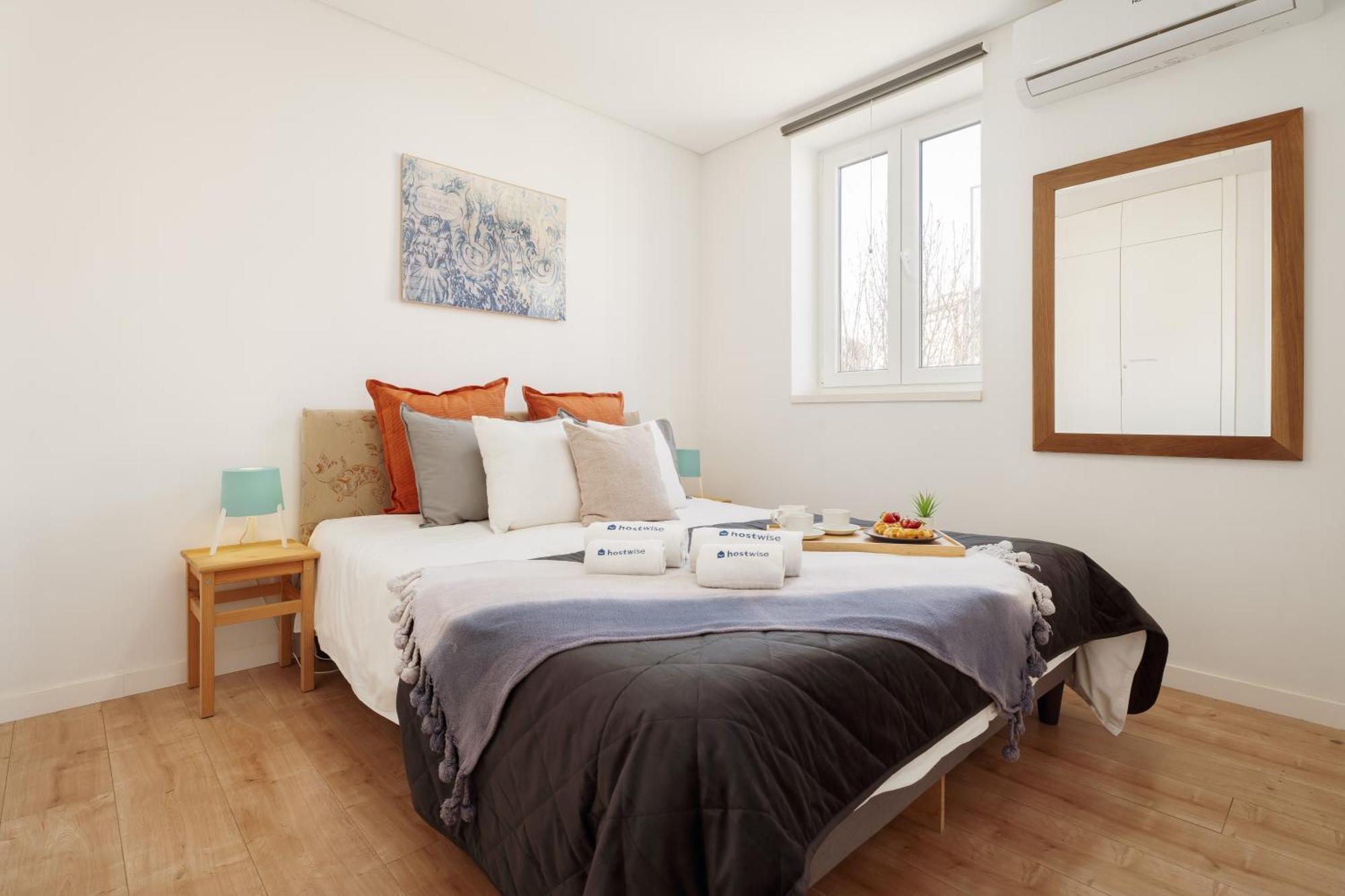 Host Wise - Flat W Free Private Parking - Bright & Cozy Apartment Порто Екстериор снимка