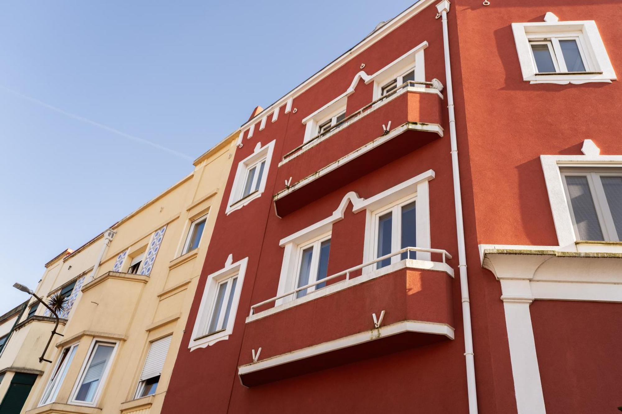 Host Wise - Flat W Free Private Parking - Bright & Cozy Apartment Порто Екстериор снимка